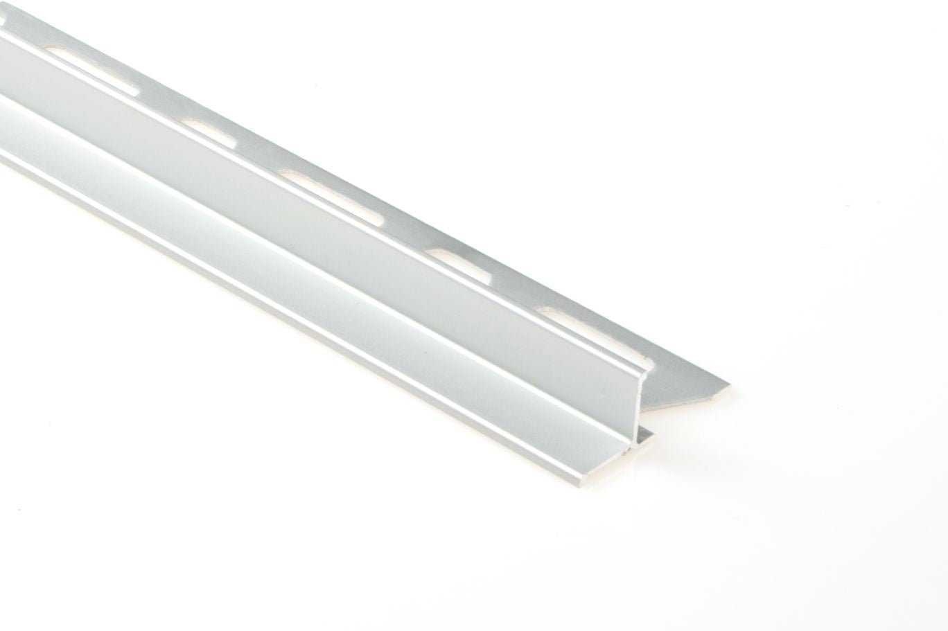 MAGMASCHLUTER SYSTEM Schluter®-INDEC Edge-protection profile for outside corners with a square, recessed groove aluminumsatin anodized8 mm (5/16")SCHLUTER SYSTEM Schluter®-INDEC Edge-protection profile for outside corners with a square, recessed groove