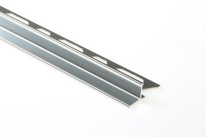 MAGMASCHLUTER SYSTEM Schluter®-INDEC Edge-protection profile for outside corners with a square, recessed groove aluminumpolished chrome anodized11 mm (7/16")SCHLUTER SYSTEM Schluter®-INDEC Edge-protection profile for outside corners with a square, recessed groove