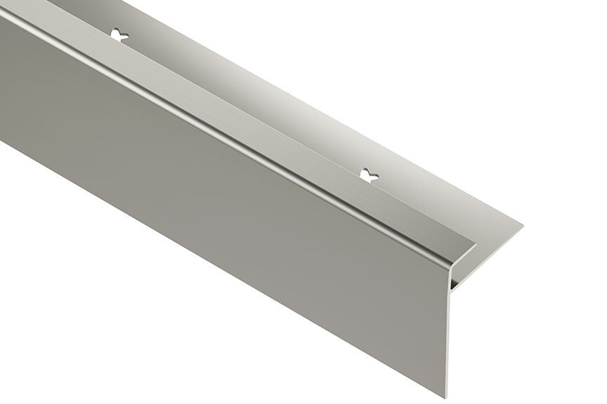 MAGMASCHLUTER SYSTEMS Schluter®-VINPRO-STEP-R Resilient surface finishing profile for stairs with elongated reveal for increased visibility aluminumbrushed chrome anodized8.5 mm (21/64 ")-250 cm (8' 2-1/2")SCHLUTER SYSTEMS Schluter®-VINPRO-STEP-R Resilient surface finishing profile for stairs with elongated reveal for increased visibility